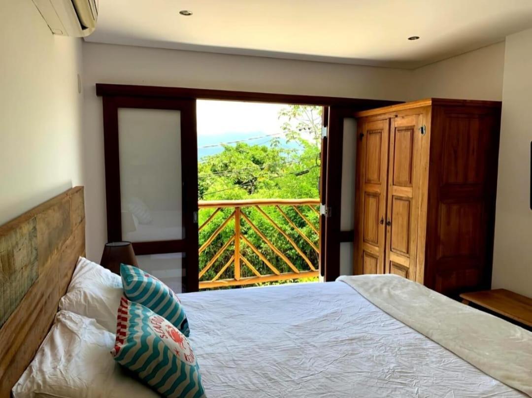 Residencia Em Condom, 1 Ou 2 Suites, Vista Para O Mar, Praia Do Curral, 일랴벨라 외부 사진